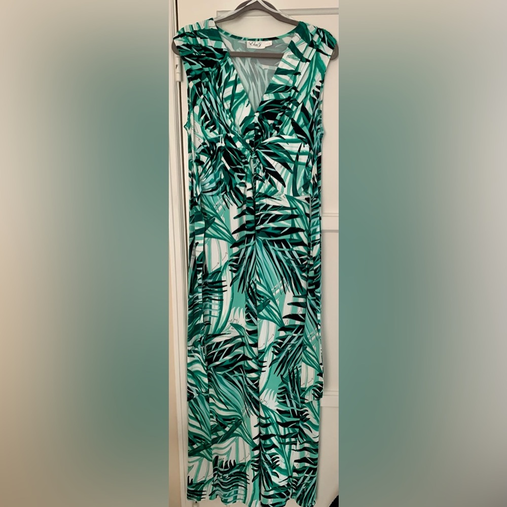 Green summer dress size 14